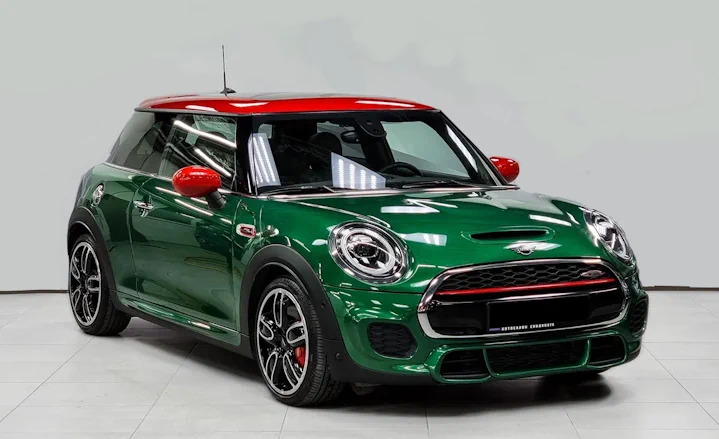 MINI Cooper Clubman 2022 плитка