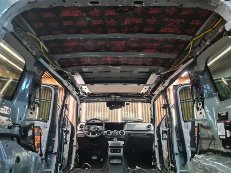 Шумоизоляция потолка автомобиля TANK
