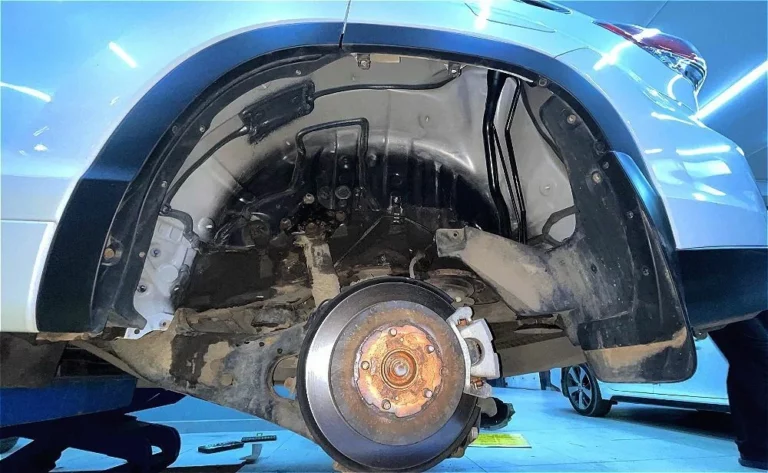 Шумоизоляция арки Toyota Highlander-1