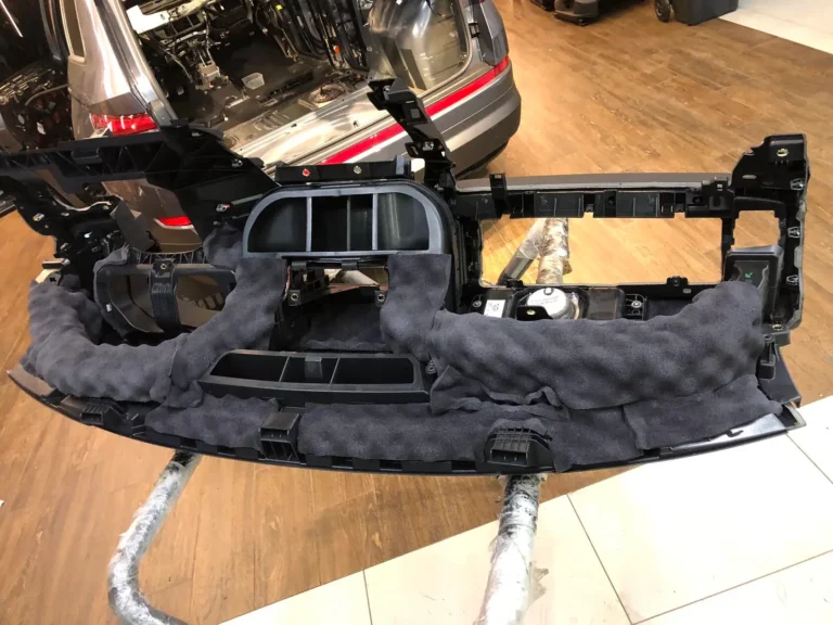 Шумоизоляция Skoda Kodiaq 2021 торп 2