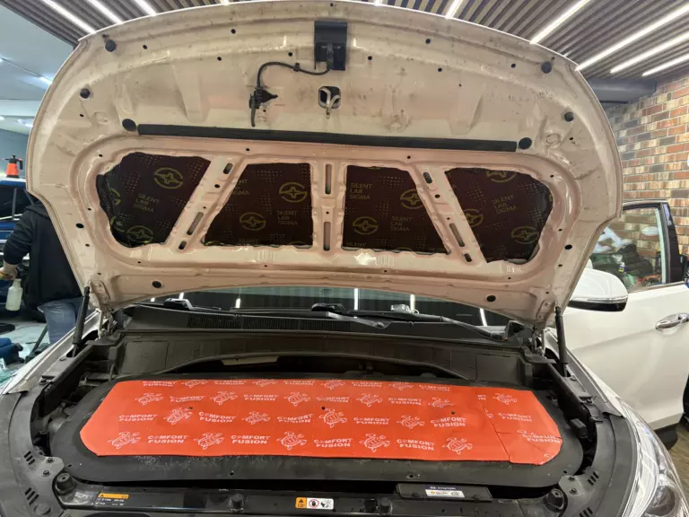 Шумоизоляция капота Hyundai Santa Fe